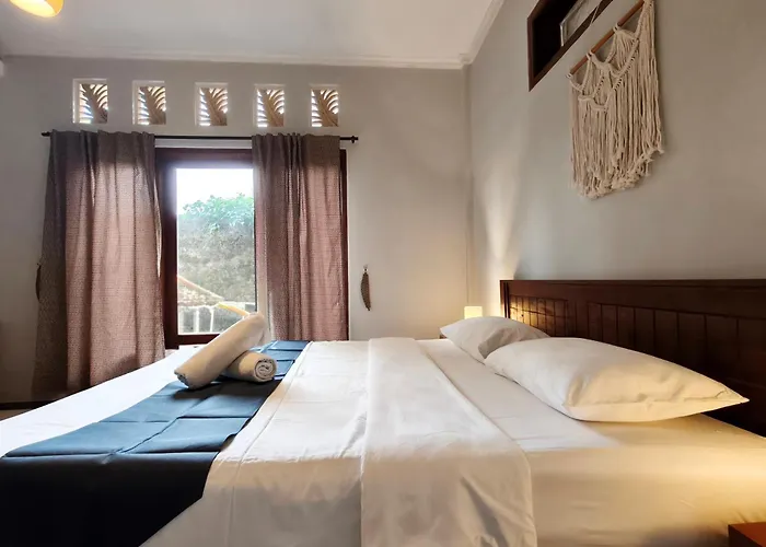 Astina Garden - Tropical & Cozy House In Affittacamere Uluwatu