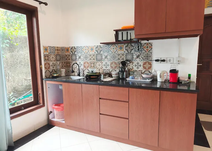 Astina Garden - Tropical & Cozy House In Affittacamere Uluwatu